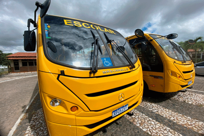 Onibus-escolar